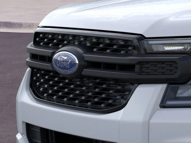 New 2026 Oxford White Ford XL image 17