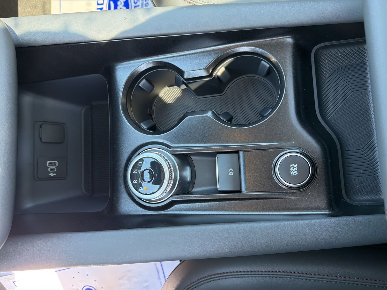 New 2026 Carbonized Gray Metallic Ford Active image 27