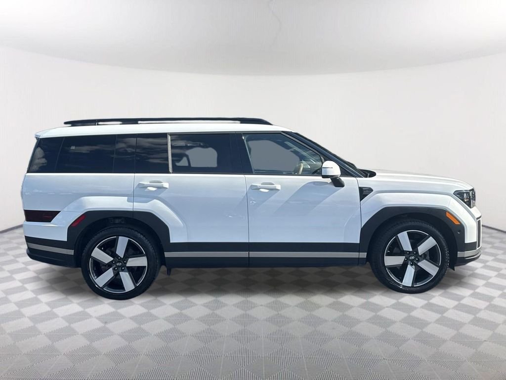 Used 2024 White Hyundai Limited image 4