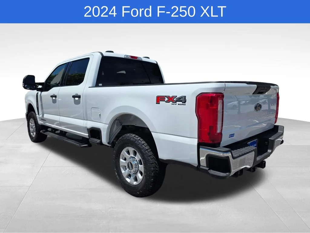 Used 2024 White Ford XLT image 6