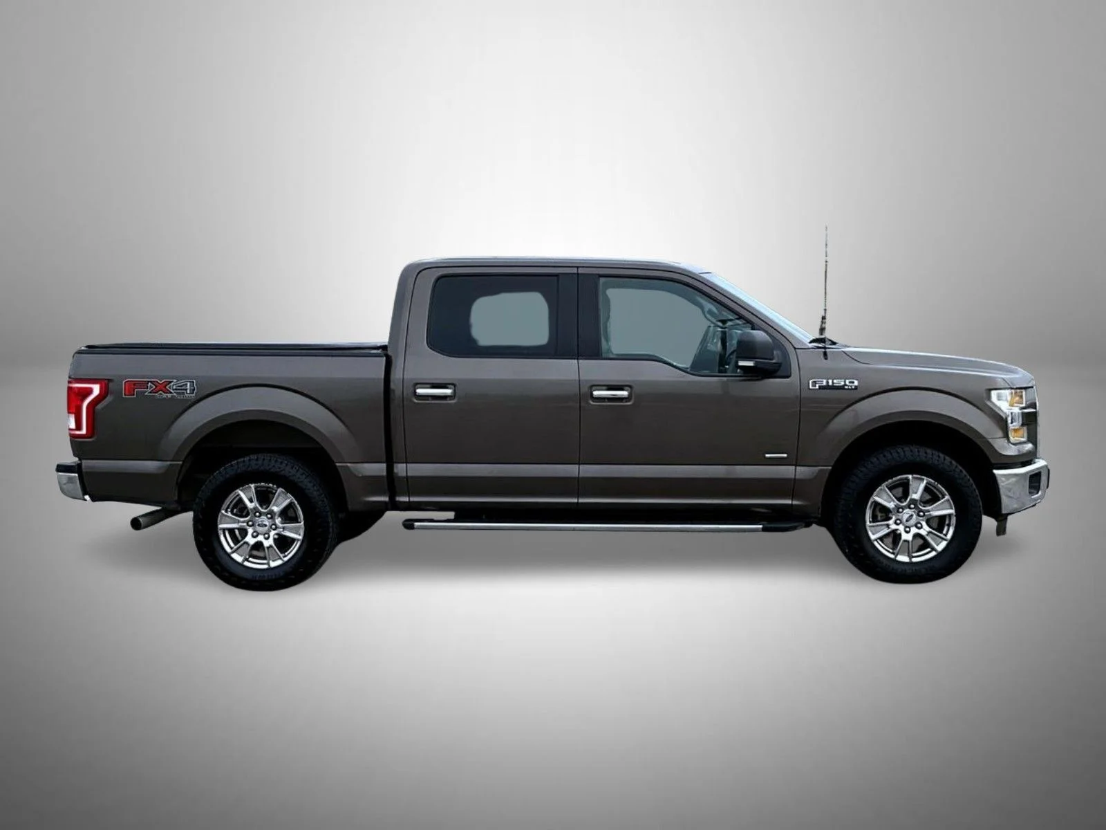 Used 2016 Brown Ford XLT image 4