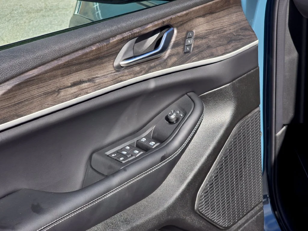 New 2027 Blue Jeep Limited image 34