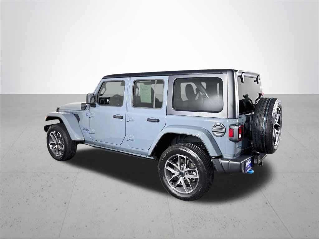 Used 2024 Gray Jeep Sport S 4xe image 9