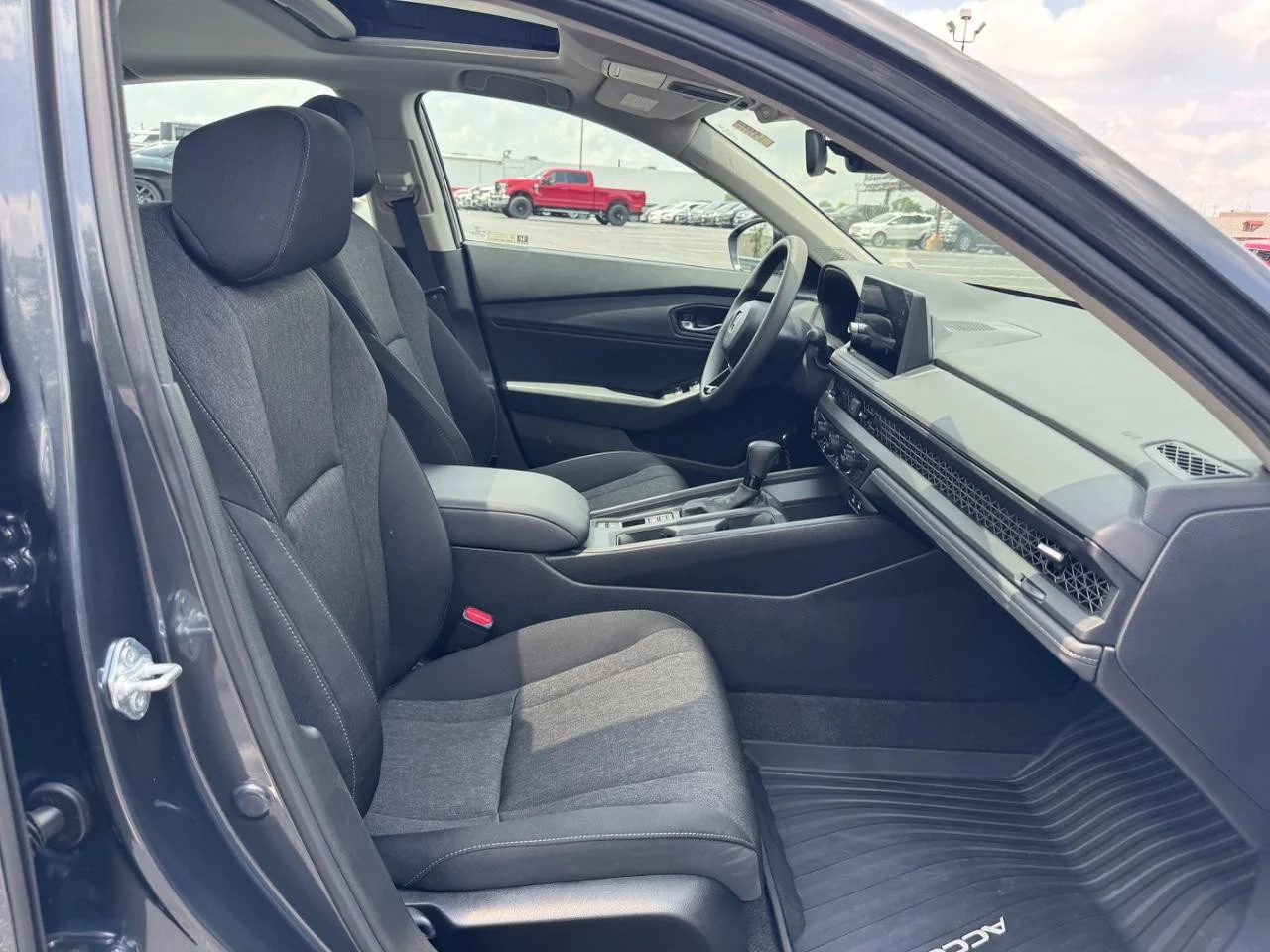2026 Honda Accord SE - Photo 18