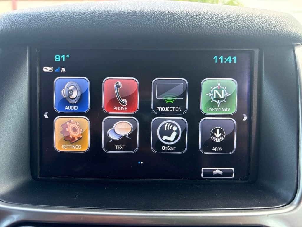 Used 2020 White Chevrolet LT image 20