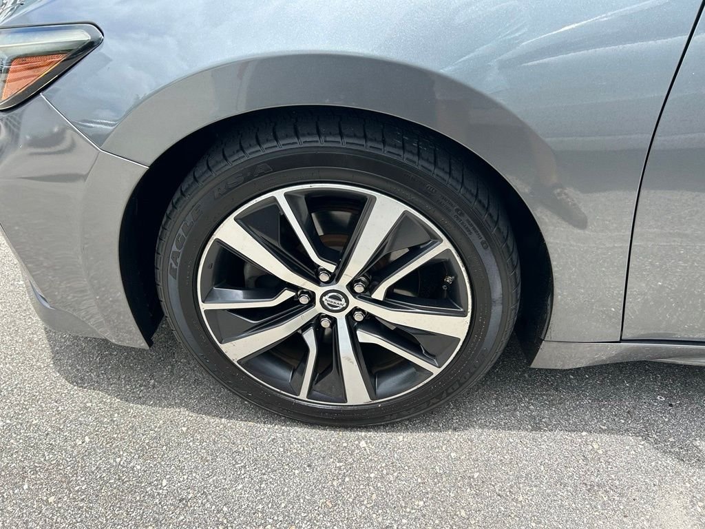 Used 2019 Gray Nissan 3.5 SV image 51