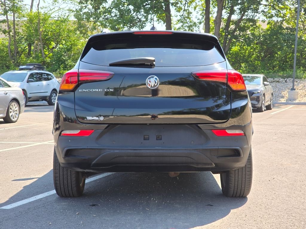 Used 2020 Black Buick Select image 21