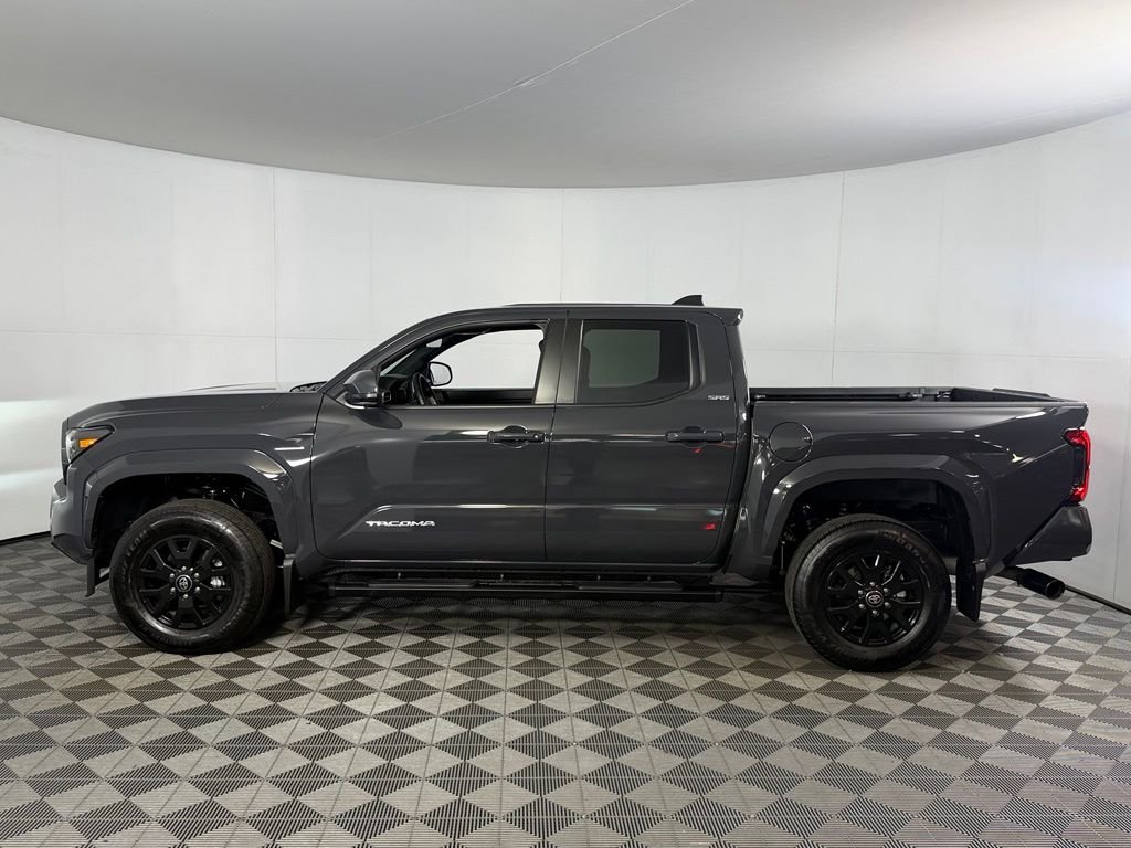 Certified Used 2026  Toyota SR5 image 11