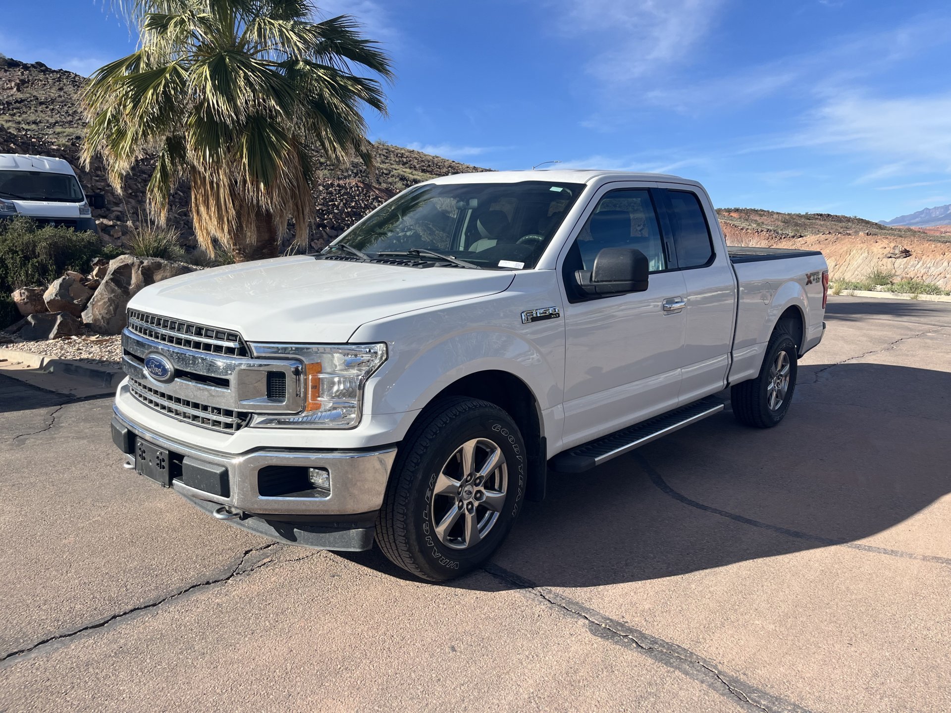 Used 2018 White Ford XLT image 11