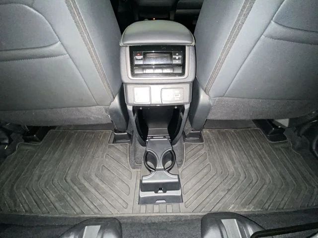 Used 2024 White Subaru Onyx Edition image 29