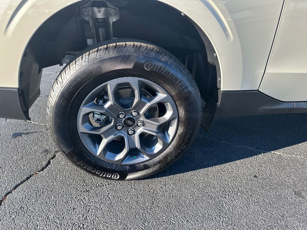 New 2025 Desert Sand Ford XLT image 17
