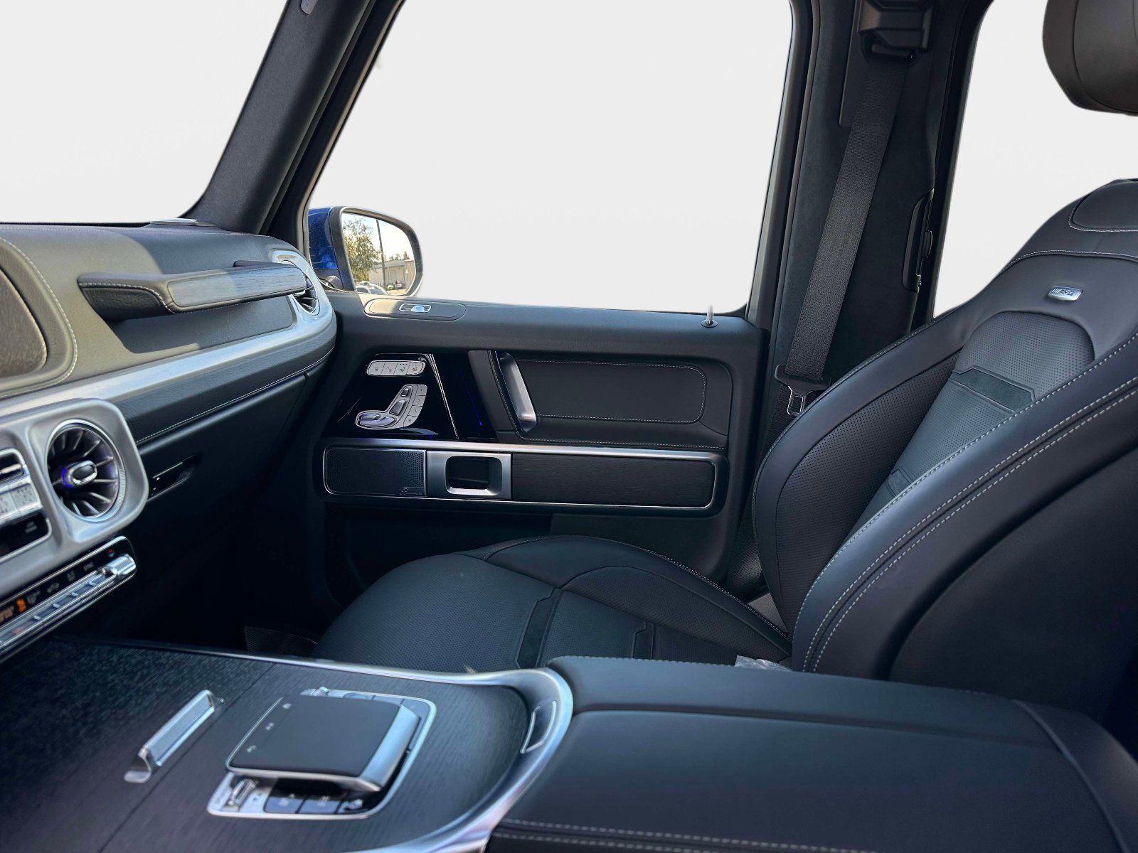 Certified Used 2025 Blue Mercedes-Benz G 63 AMG® image 25