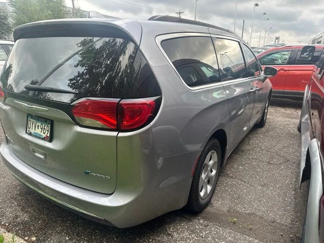 Used 2017 Chrysler Pacifica Hybrid Premium with VIN 2C4RC1L70HR768818 for sale in White Bear Lake, Minnesota