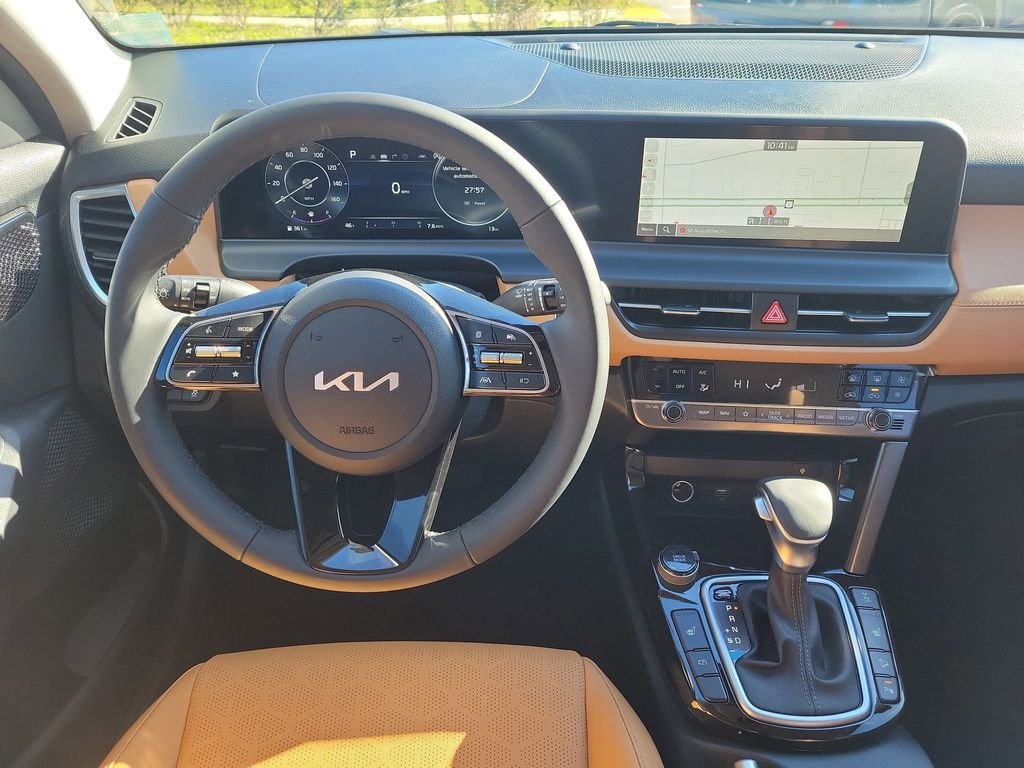New 2026 Black Kia EX image 19