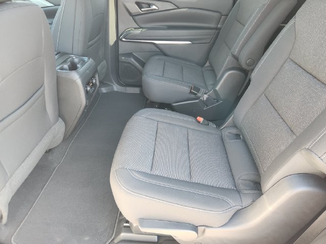 2027 Chevrolet Traverse LT - Photo 31