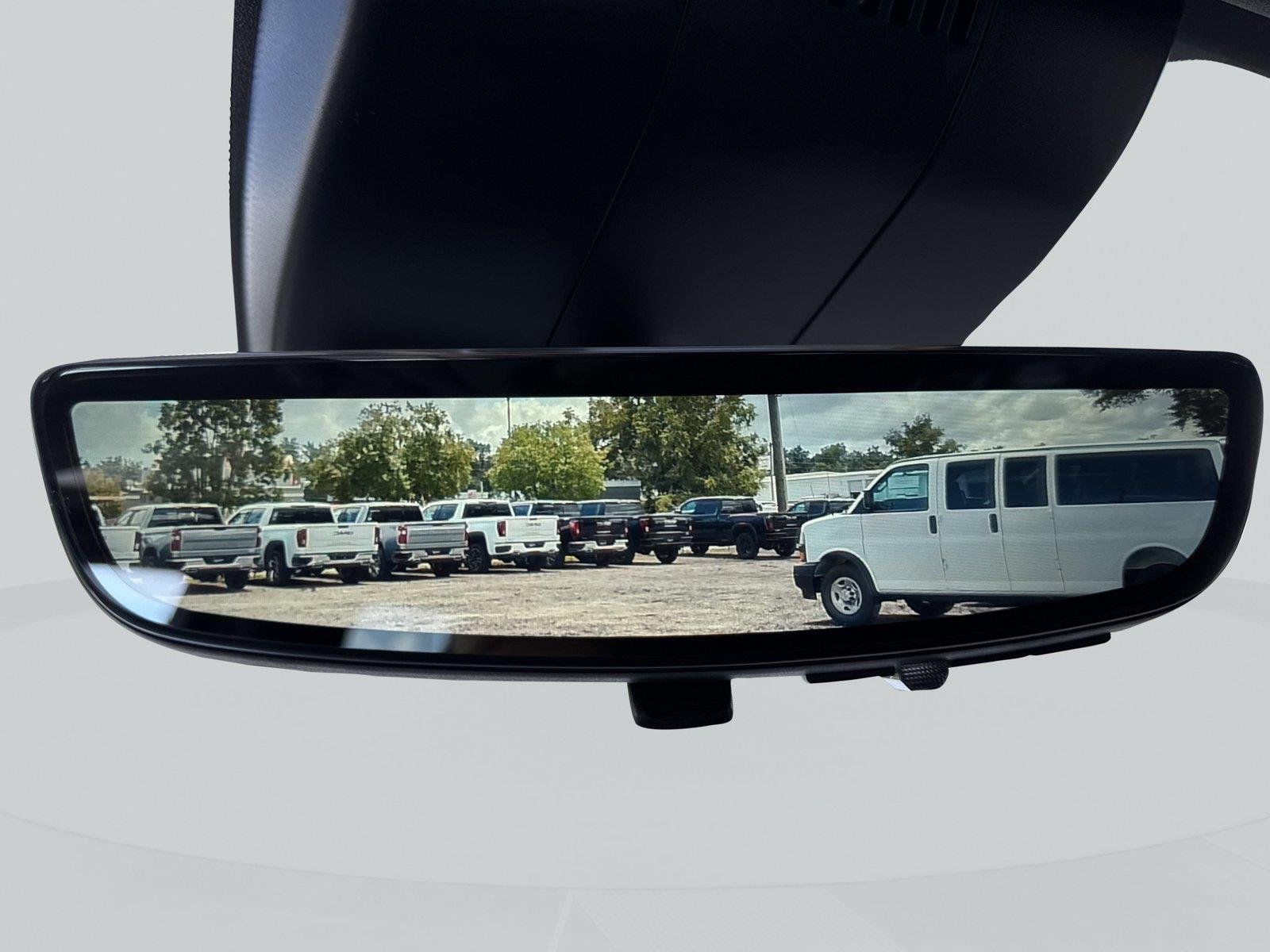New 2026 Glacier White Tricoat GMC Denali Ultimate image 19