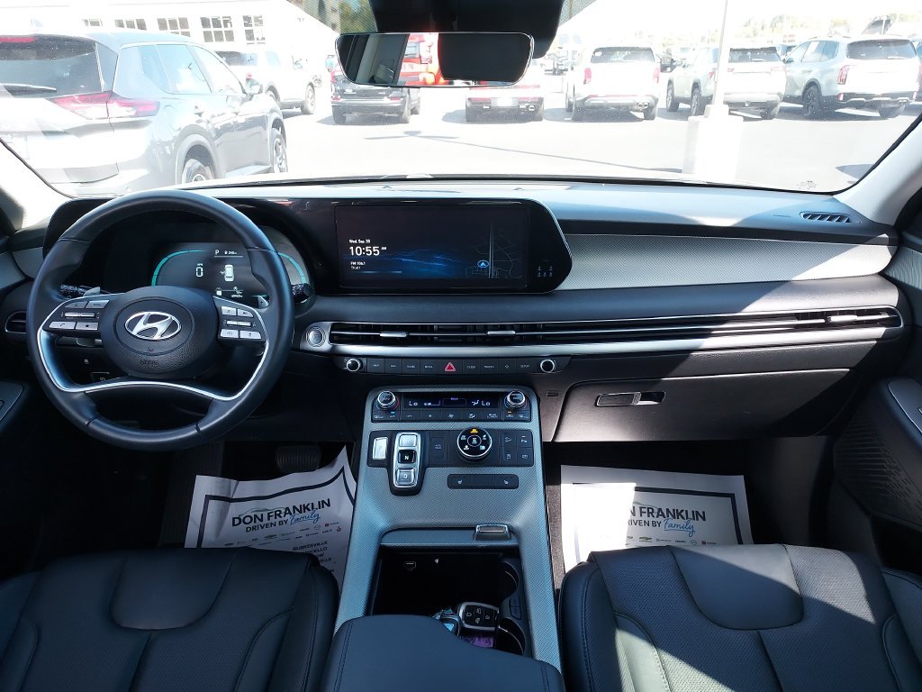 Used 2023 Black Hyundai SEL image 15