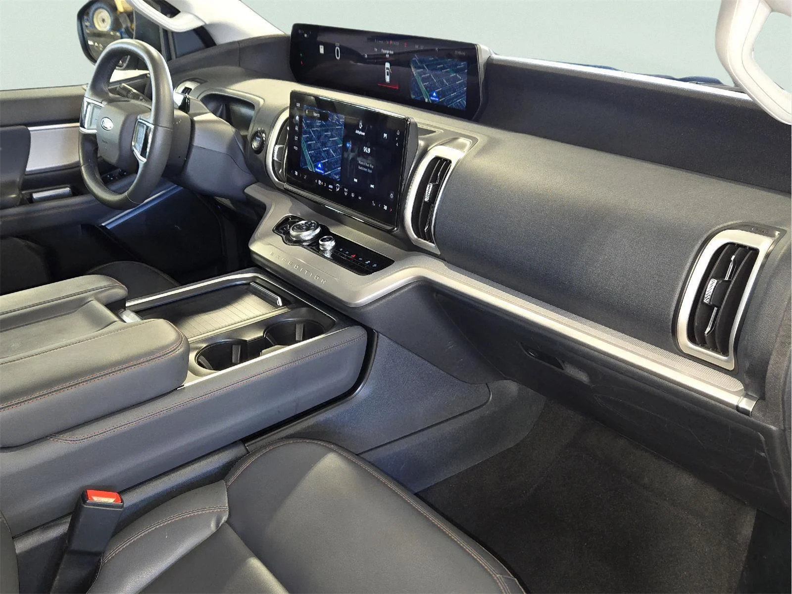 Used 2025 Agate Black Ford Active image 54