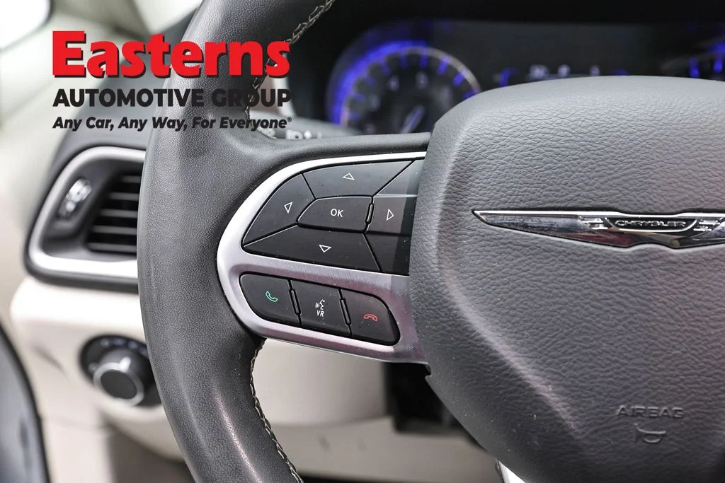 Used 2023 Silver Chrysler LX image 15