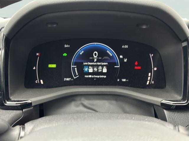 2025 Toyota Camry LE - Photo 25