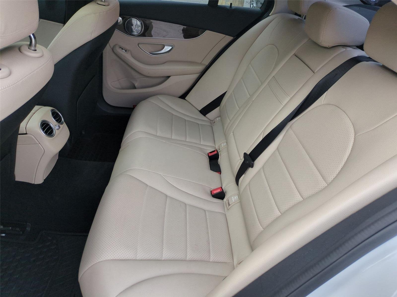 Used 2021 Polar White Mercedes-Benz C 300 image 33