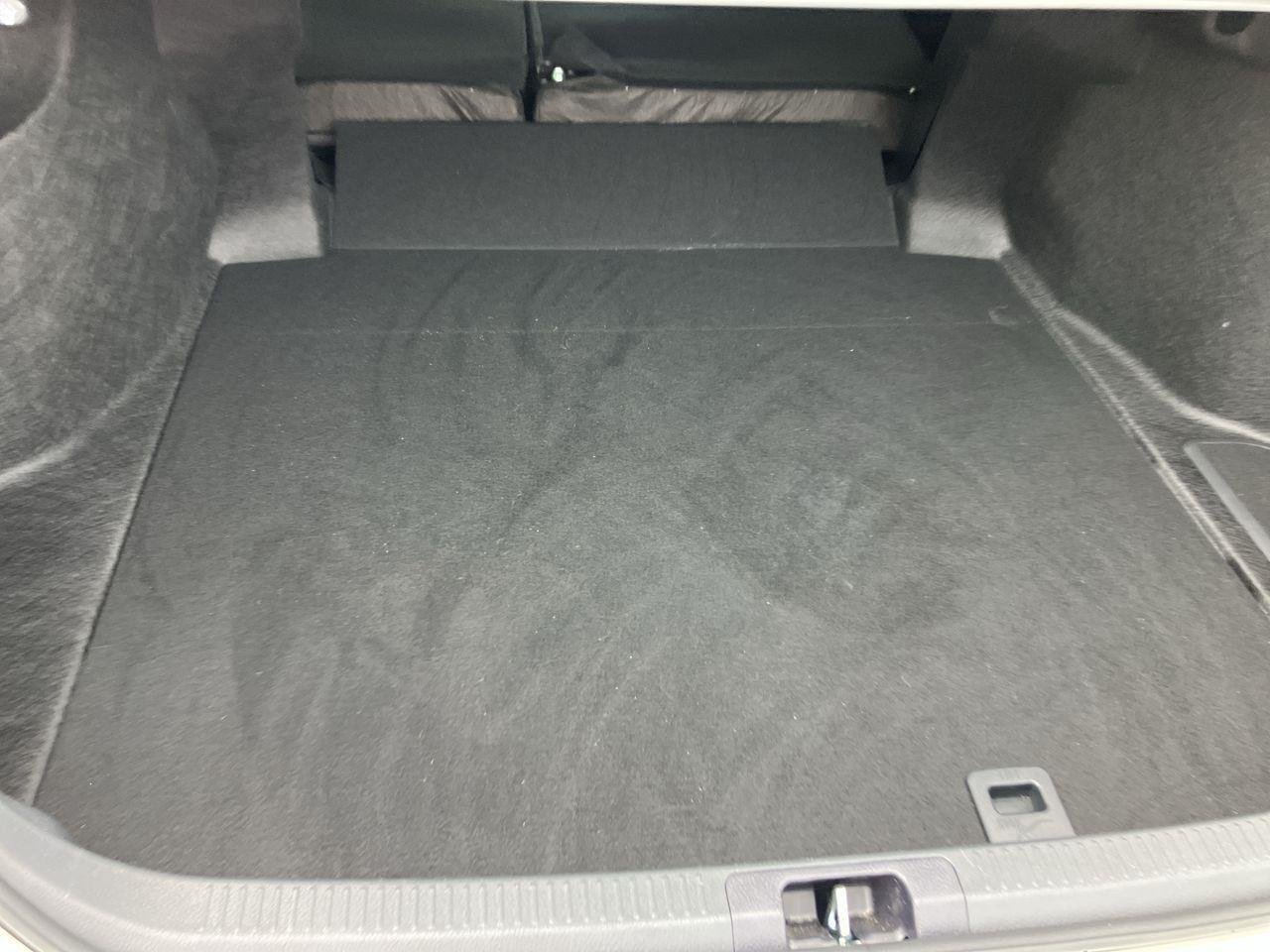 Used 2025 White (Wind Chill Pearl) Toyota XLE image 29