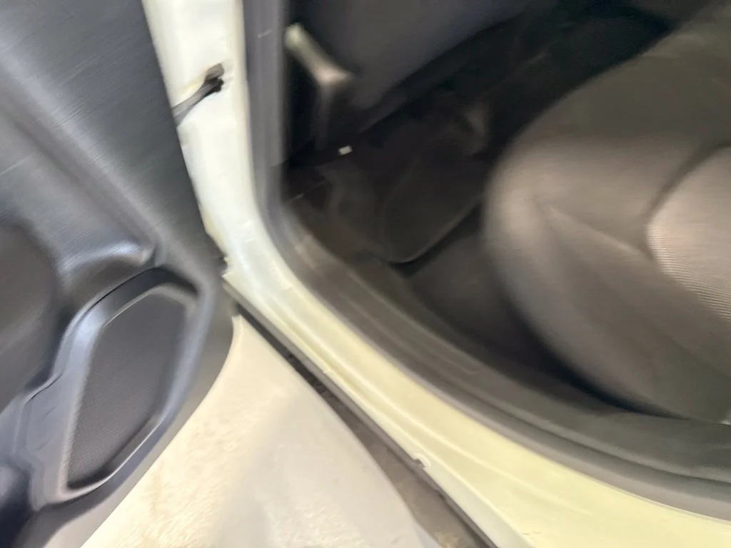 Used 2021 White Jeep Sport image 15