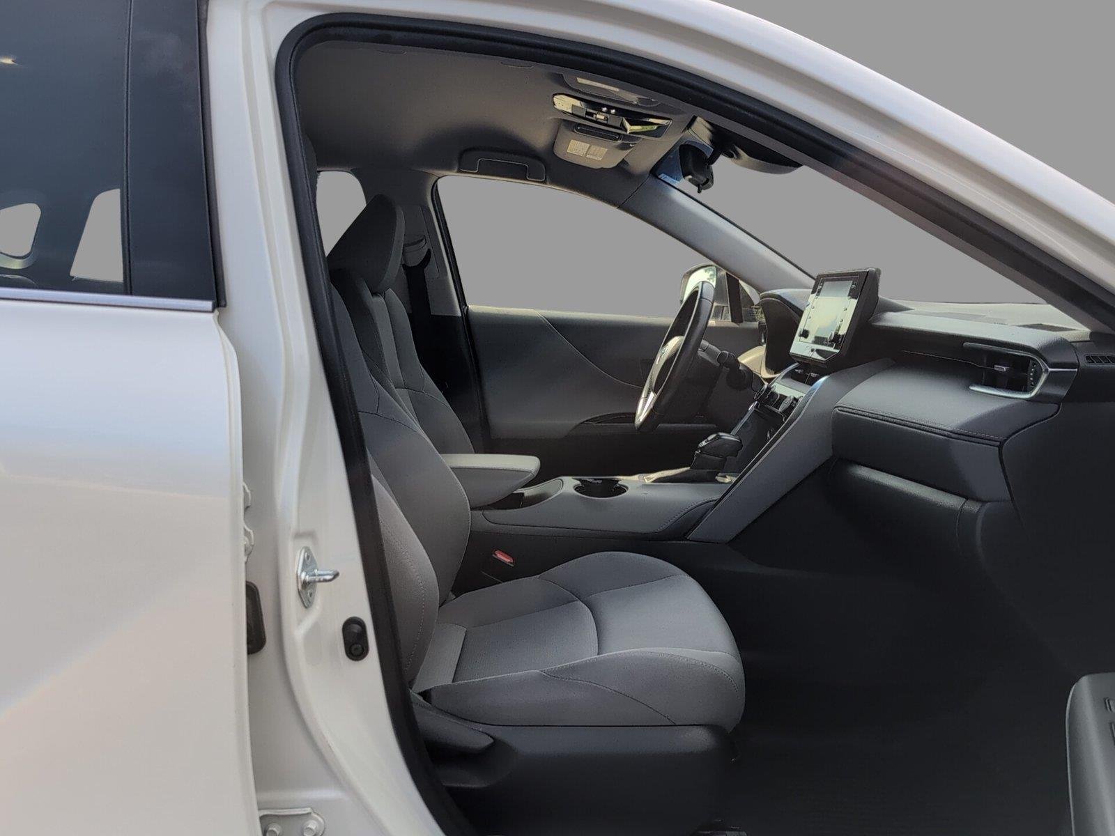 Used 2021 Blizzard Pearl Toyota LE image 17