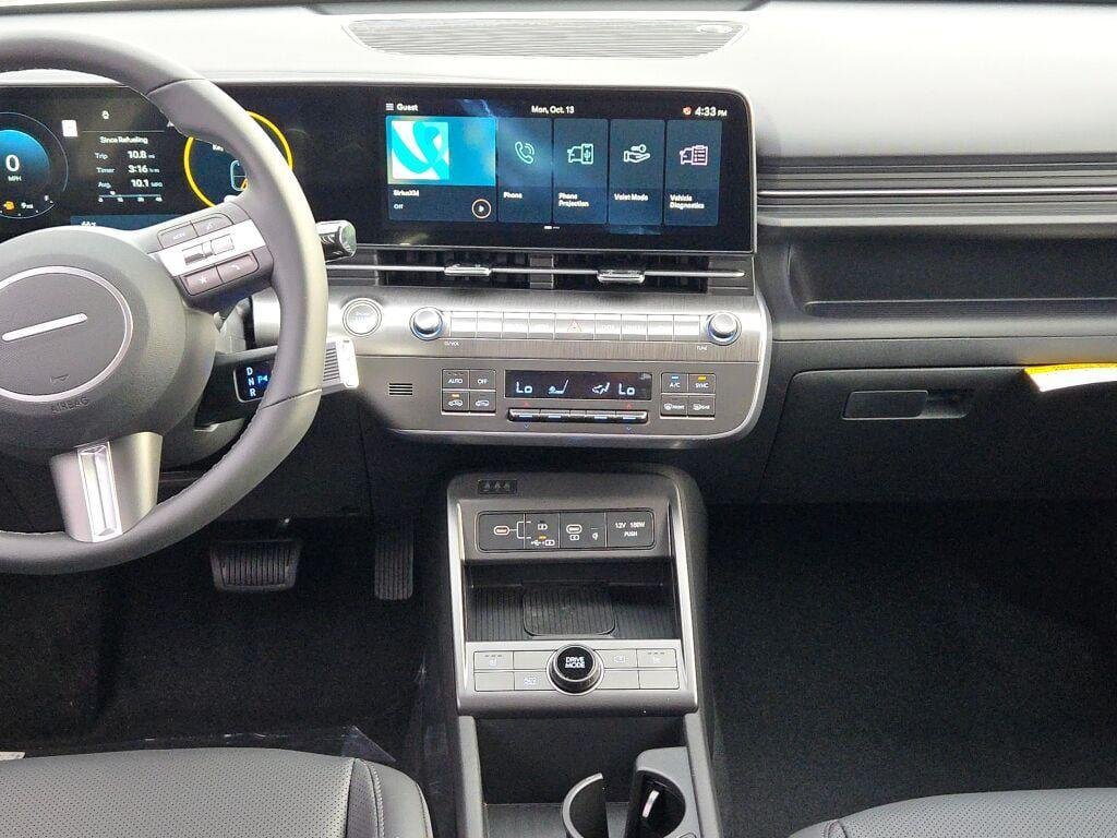 New 2026 Atlas White Hyundai SEL Premium FWD image 18