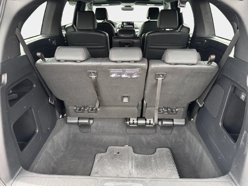 2025 Honda Odyssey Sport L - Photo 23