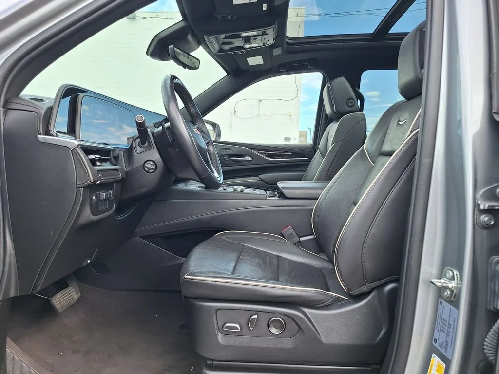 2024 Cadillac Escalade Sport - Photo 15