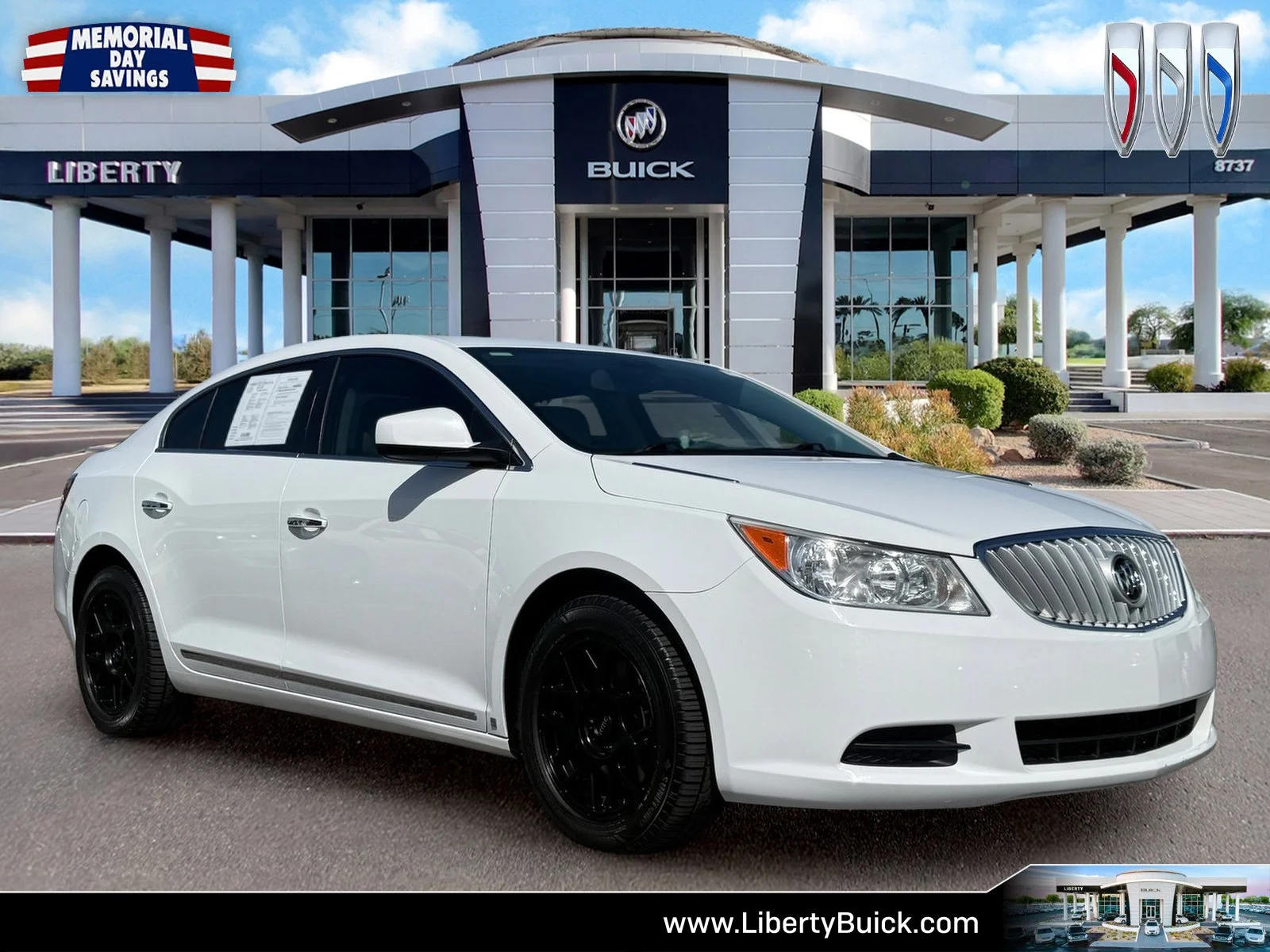 2010 Buick LaCrosse CX's photo