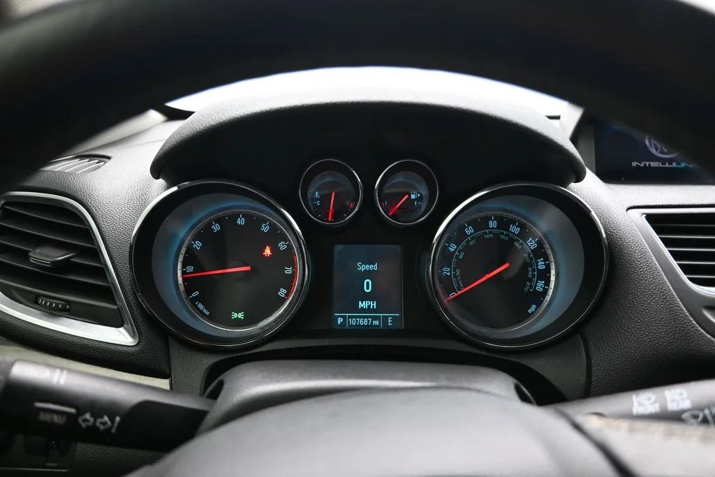 Used 2015 Black Buick Base image 23