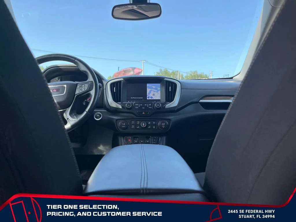 Used 2018 RED QUARTZ TINTCOAT GMC SLE image 15