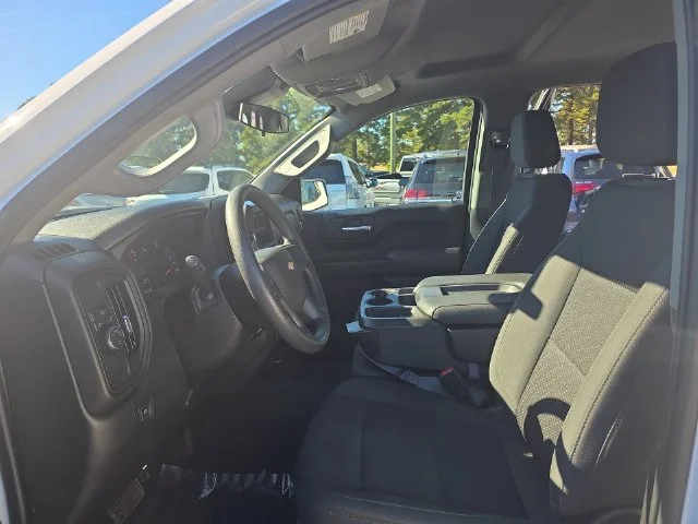 Used 2022 White Chevrolet WT image 16