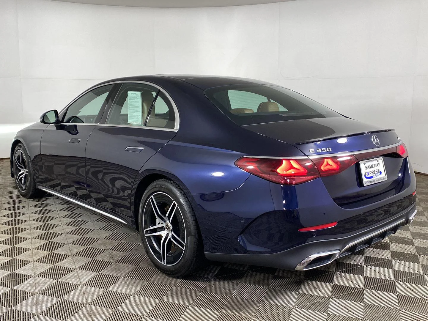 Used 2026 Nautical Blue Metallic Mercedes-Benz E 350 image 4