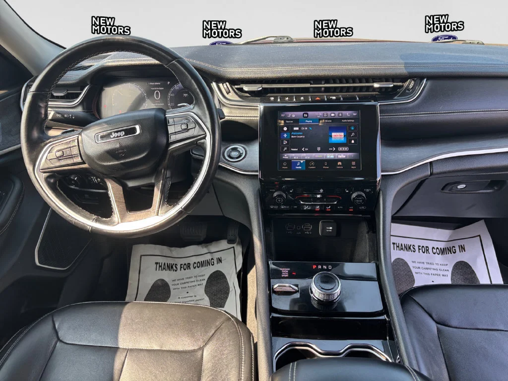 Used 2021 Velvet Jeep Limited image 11