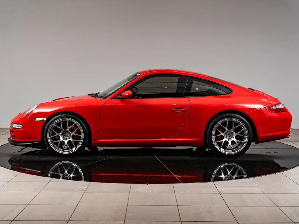 Used 2006 Guards Red Porsche Carrera S image 2