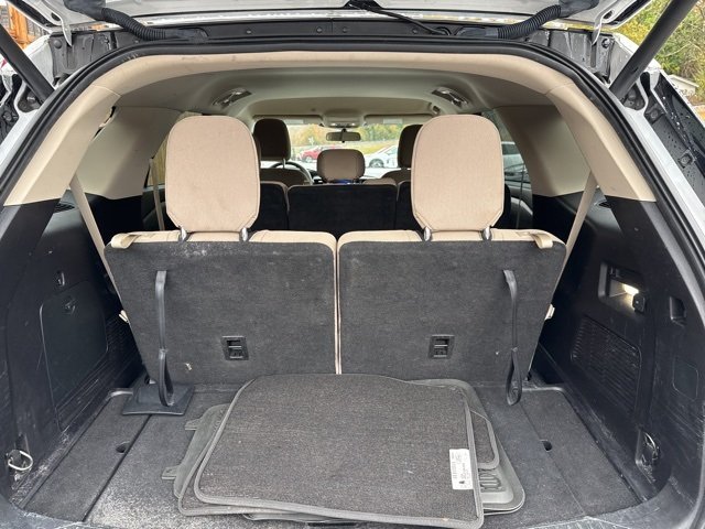 2021 Ford Explorer Base photo 4