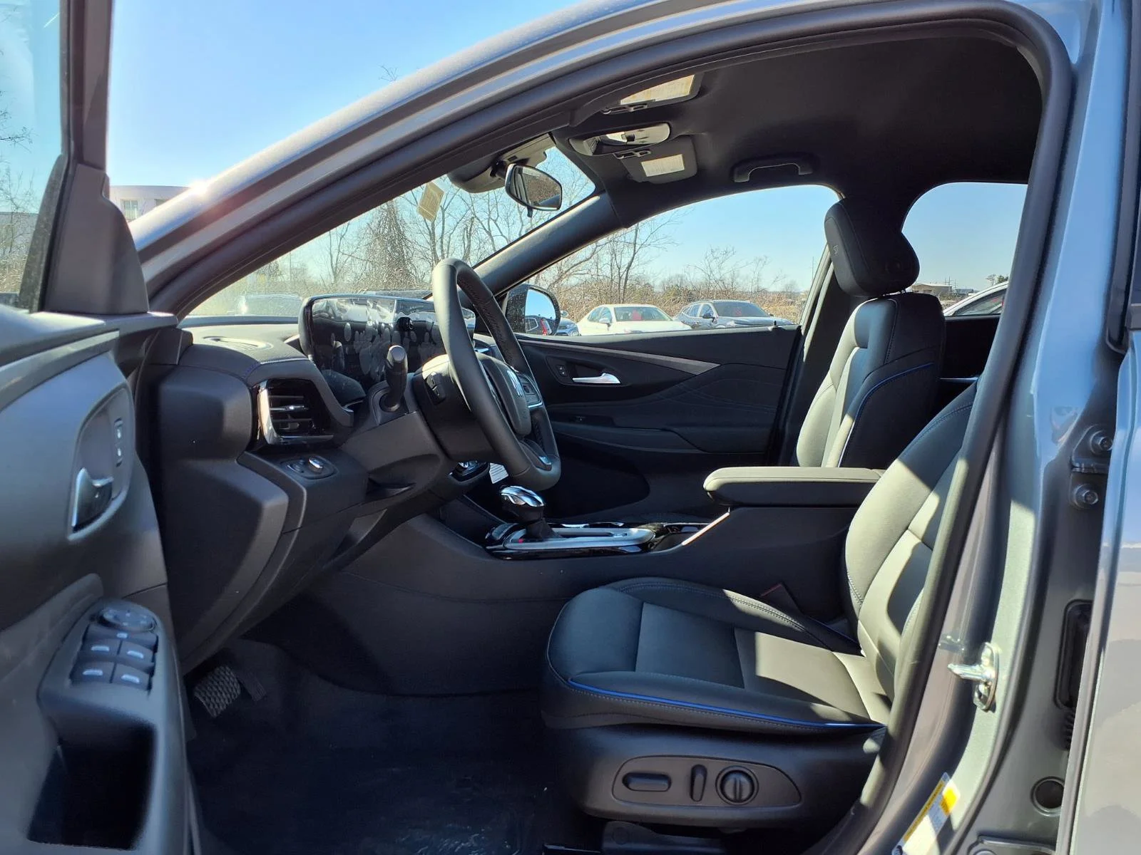 2026 Buick Envista Sport Touring - Photo 15
