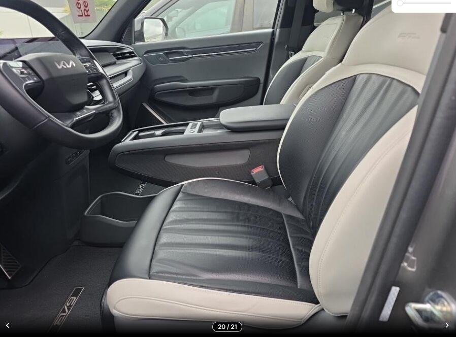 Used 2025 Pebble Gray Kia GT-Line image 7