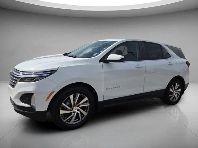 Used 2023 Summit White Chevrolet LT image 1