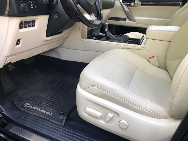 Used 2021 Onyx Black Lexus 460 image 25