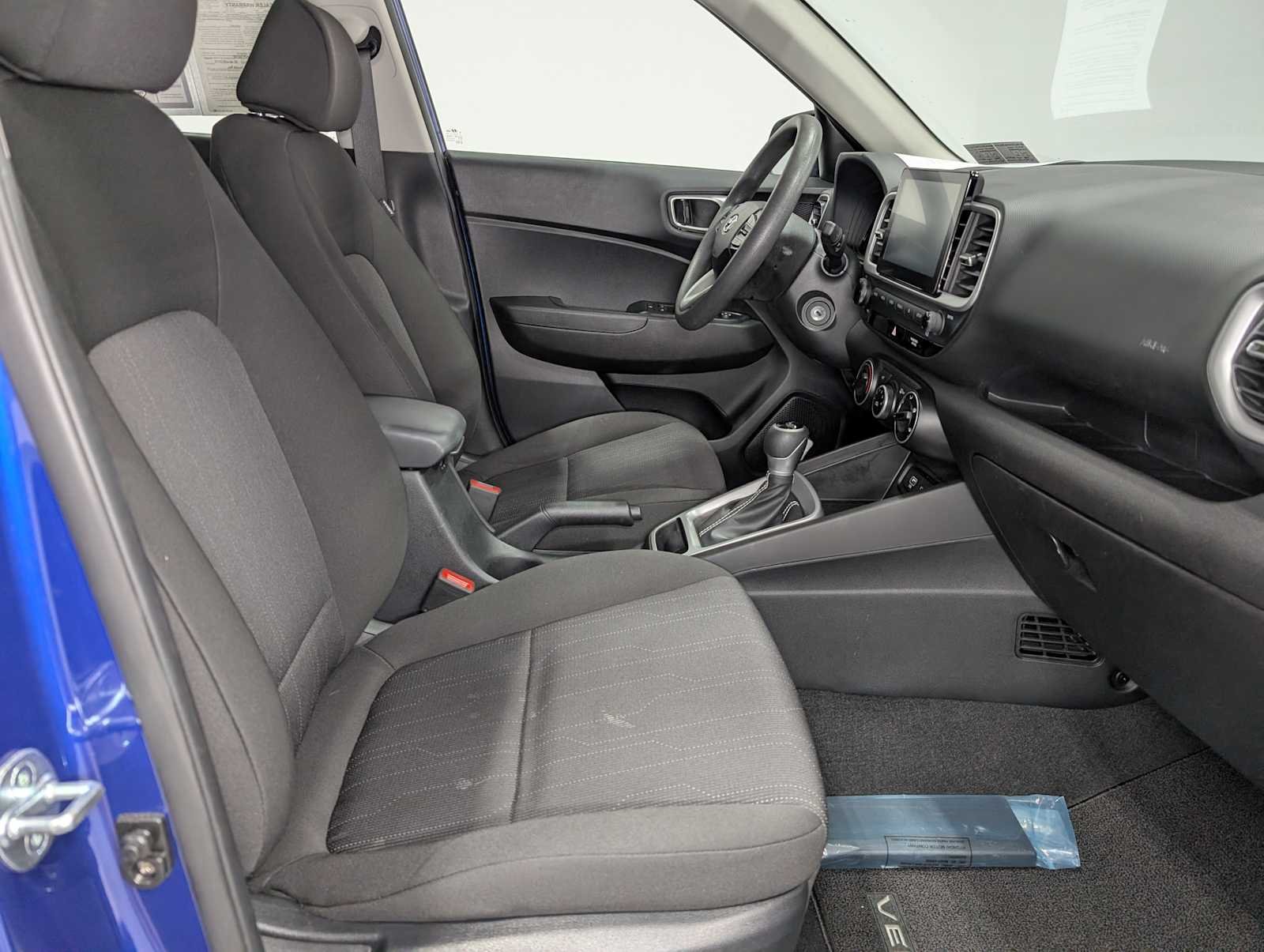 Used 2023 Intense Blue Hyundai SE image 36