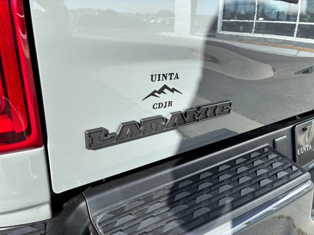 New 2026 Ceramic Gray Clear-Coat Exterior Paint RAM Laramie image 14