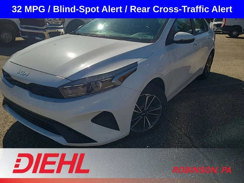 Used 2023 White Kia LXS image 1
