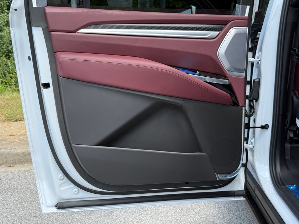 New 2026 Vibrant White Tricoat Cadillac Sport image 20