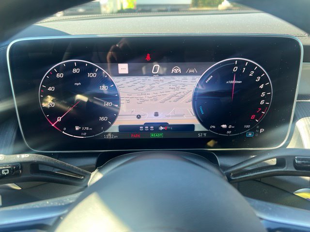 Used 2025  Mercedes-Benz GLC 350e image 11