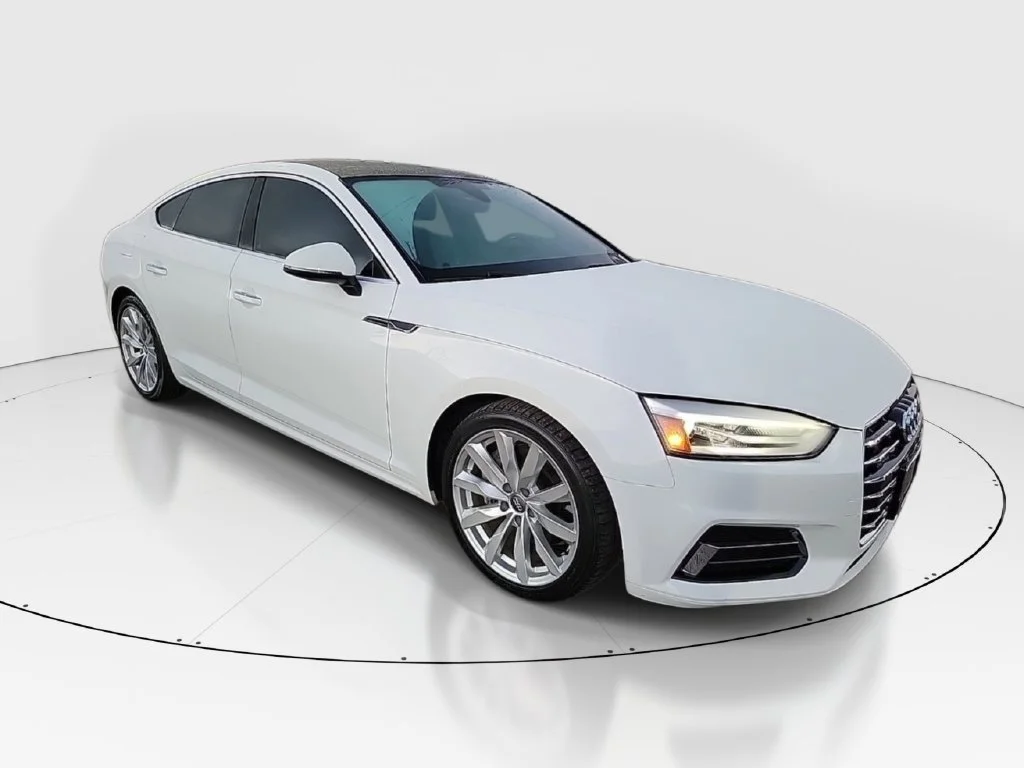 Used 2018 White Audi 2.0T Premium image 3