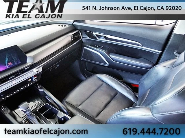 Used 2023 Silver Kia S FWD image 23